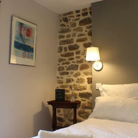 Manoir Du Moustoir - Les Empreintes فندق Saint-Évarzec